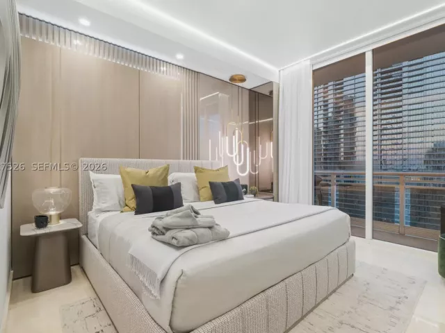 3-bedroom condo for sale in Miami - 901 Brickell Key Blvd 3304 - MondialRealty