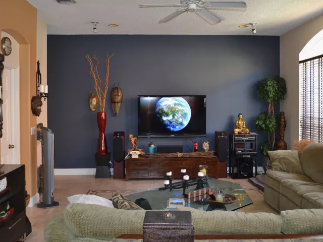4-bedroom home for sale in Fort Lauderdale - 3775 SW 50th Street - MondialRealty