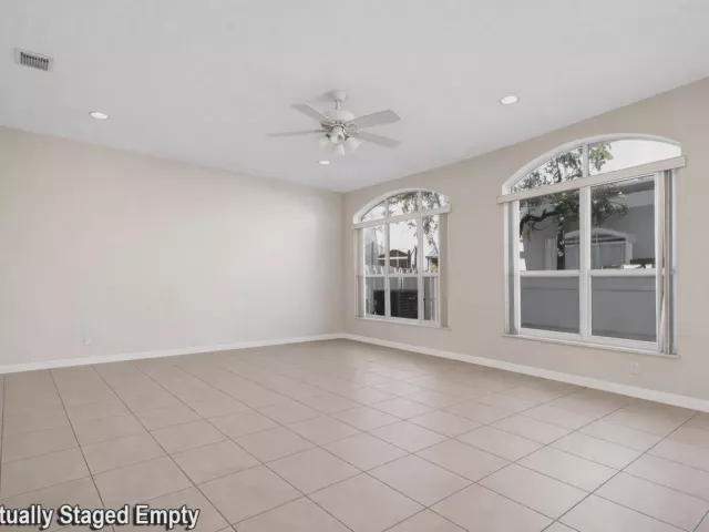 4-bedroom home for sale in Fort Lauderdale - 3775 SW 50th Street - MondialRealty