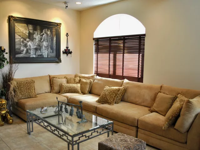 4-bedroom home for sale in Fort Lauderdale - 3775 SW 50th Street - MondialRealty