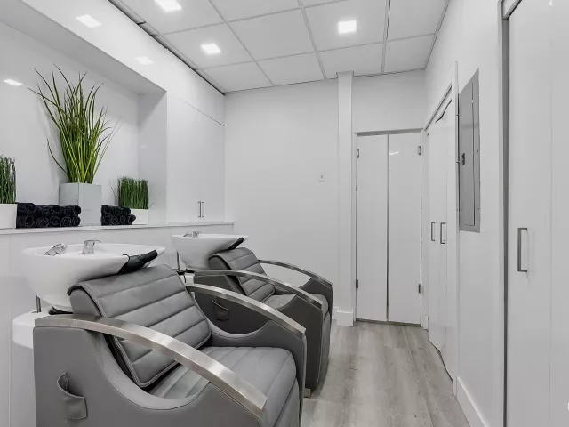 2-bedroom condo for sale in Hollywood - 2751 S Ocean Drive 602s - MondialRealty
