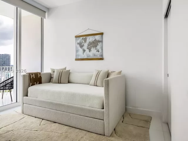 3-bedroom condo for rent in Miami - 2020 N Bayshore Dr 2603 - MondialRealty