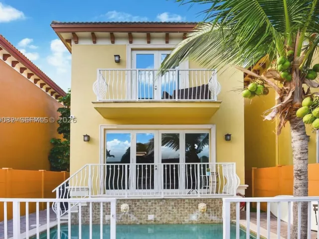 3-bedroom home for rent in North Miami Beach - 3870 NE 168th St 2 - MondialRealty