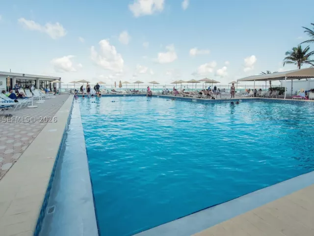 2-bedroom condo for rent in Hollywood - 3505 S Ocean Dr 221 - MondialRealty
