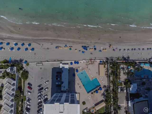 2-bedroom condo for rent in Hollywood - 3505 S Ocean Dr 221 - MondialRealty