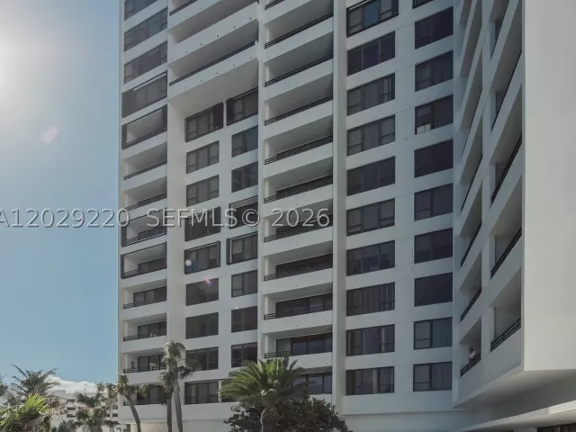 2-bedroom condo for rent in Hollywood - 3505 S Ocean Dr 221 - MondialRealty