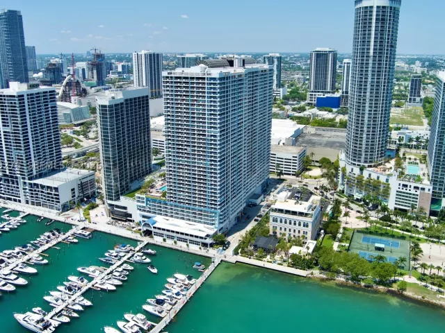 2-bedroom condo for sale in Miami - 1717 N Bayshore Dr A-2837 - MondialRealty