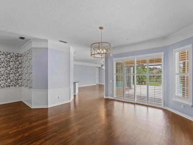 4-bedroom home for sale in West Palm Beach - 2785 Hancock Creek Road - MondialRealty