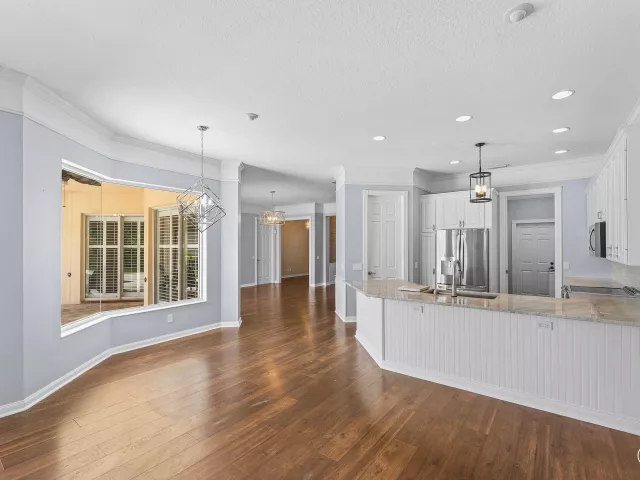4-bedroom home for sale in West Palm Beach - 2785 Hancock Creek Road - MondialRealty