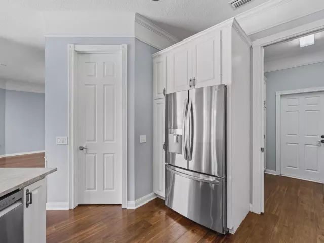 4-bedroom home for sale in West Palm Beach - 2785 Hancock Creek Road - MondialRealty