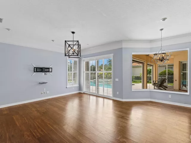 4-bedroom home for sale in West Palm Beach - 2785 Hancock Creek Road - MondialRealty