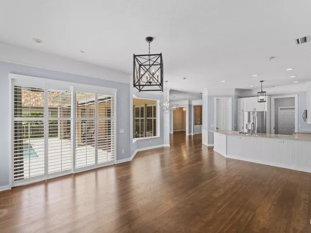 4-bedroom home for sale in West Palm Beach - 2785 Hancock Creek Road - MondialRealty