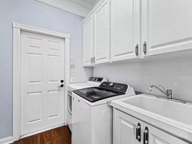 4-bedroom home for sale in West Palm Beach - 2785 Hancock Creek Road - MondialRealty