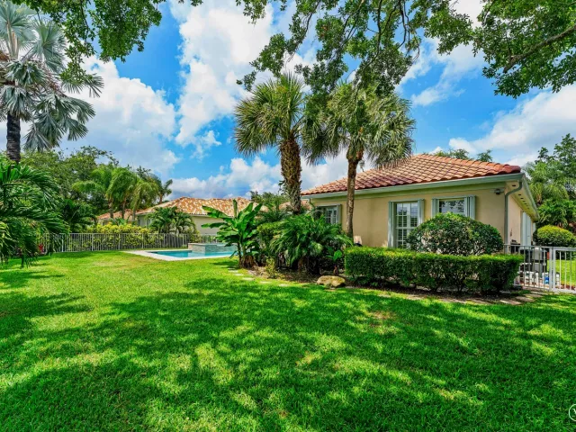 4-bedroom home for sale in West Palm Beach - 2785 Hancock Creek Road - MondialRealty