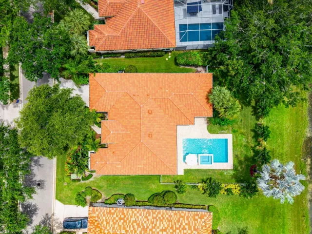 4-bedroom home for sale in West Palm Beach - 2785 Hancock Creek Road - MondialRealty