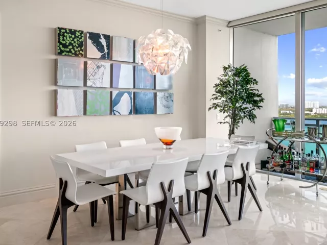 2-bedroom condo for sale in Bal Harbour - 10295 Collins Ave 1606 - MondialRealty