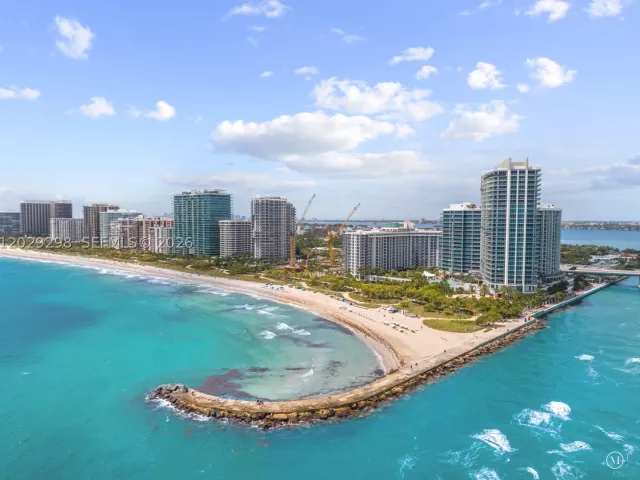 2-bedroom condo for sale in Bal Harbour - 10295 Collins Ave 1606 - MondialRealty