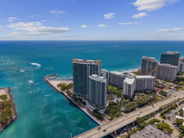2-bedroom condo for sale in Bal Harbour - 10295 Collins Ave 1606 - MondialRealty
