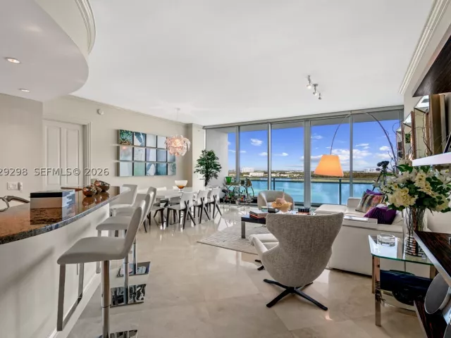 2-bedroom condo for sale in Bal Harbour - 10295 Collins Ave 1606 - MondialRealty