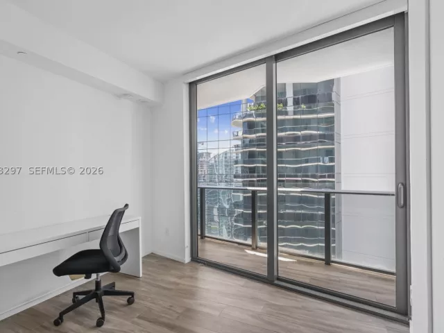 3-bedroom condo for rent in Miami - 801 S Miami Ave 4104 - MondialRealty