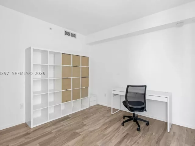 3-bedroom condo for rent in Miami - 801 S Miami Ave 4104 - MondialRealty