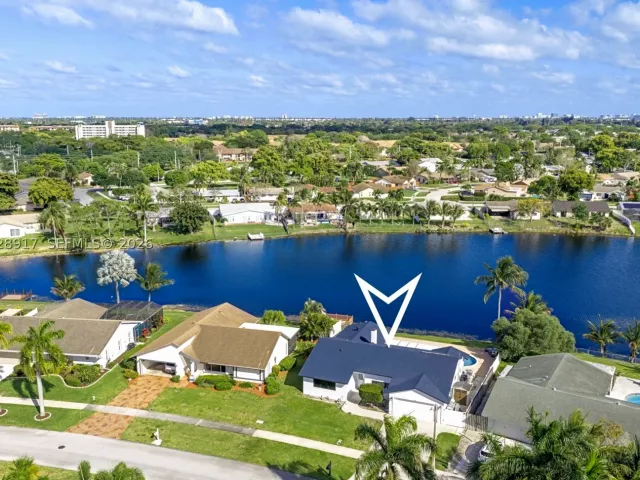 3-bedroom home for sale in Deerfield Beach - 1310 SW 26th Ave - MondialRealty