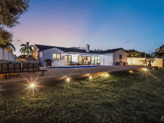 3-bedroom home for sale in Deerfield Beach - 1310 SW 26th Ave - MondialRealty