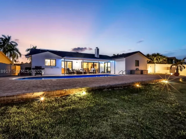 3-bedroom home for sale in Deerfield Beach - 1310 SW 26th Ave - MondialRealty