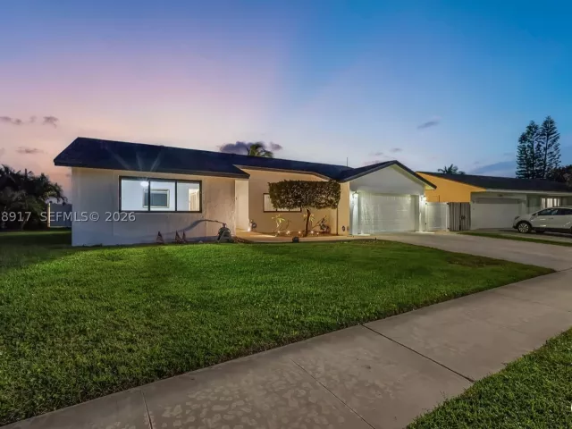 3-bedroom home for sale in Deerfield Beach - 1310 SW 26th Ave - MondialRealty