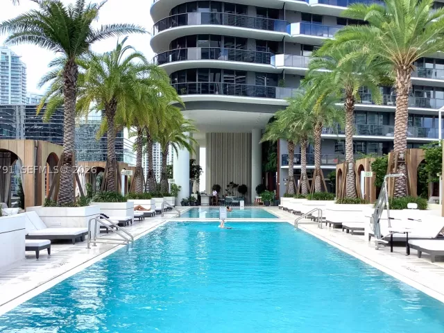 1-bedroom condo for rent in Miami - 801 S Miami Ave 3706 - MondialRealty