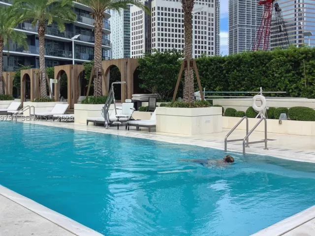 1-bedroom condo for rent in Miami - 801 S Miami Ave 3706 - MondialRealty
