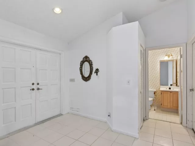 4-bedroom home for sale in Boca Raton - 2825 NW 29th Drive - MondialRealty