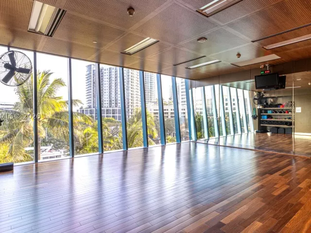 2-bedroom condo for rent in Fort Lauderdale - 333 Las Olas Way 1204 - MondialRealty