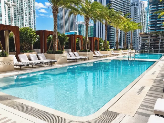 2-bedroom condo for rent in Miami - 801 S Miami Ave 1502 - MondialRealty