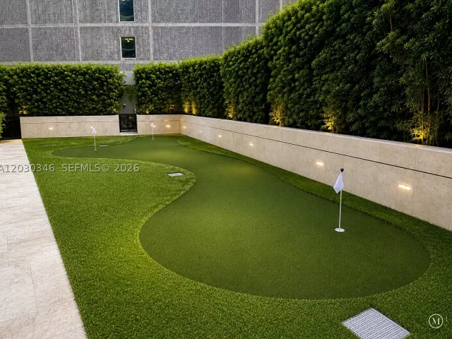 2-bedroom condo for rent in Miami - 801 S Miami Ave 1502 - MondialRealty