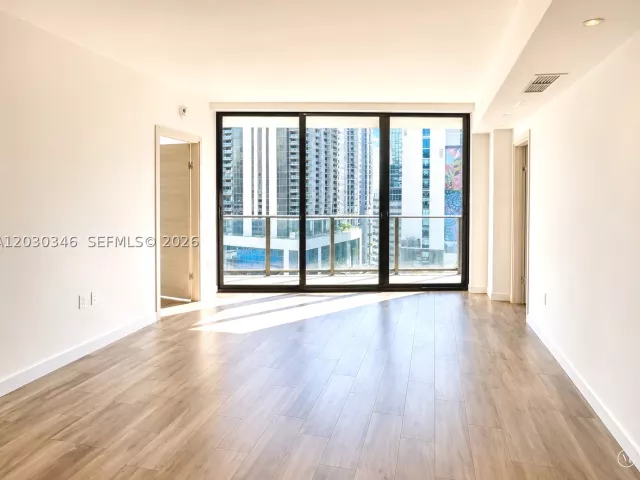 2-bedroom condo for rent in Miami - 801 S Miami Ave 1502 - MondialRealty
