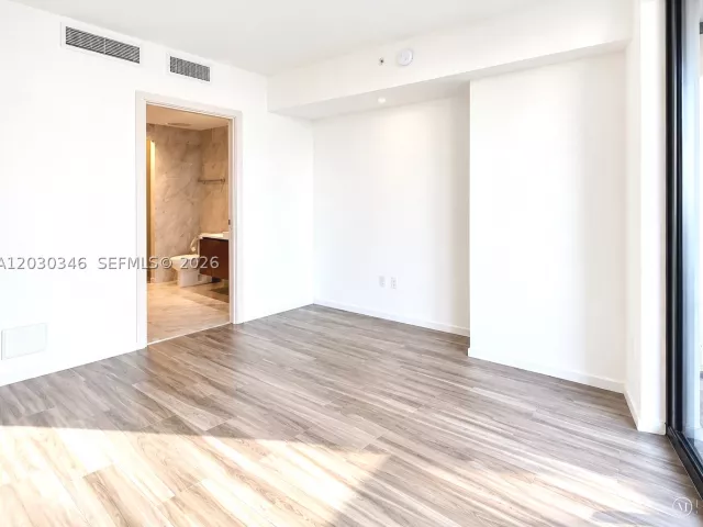 2-bedroom condo for rent in Miami - 801 S Miami Ave 1502 - MondialRealty