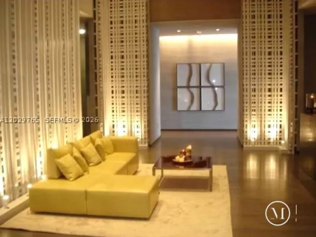 3-bedroom condo for rent in Hallandale Beach - 1800 S OCEAN DR 4107 - MondialRealty