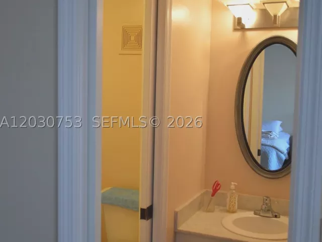 2-bedroom home for rent in Doral - 3932 Estepona Ave 7D5 - MondialRealty