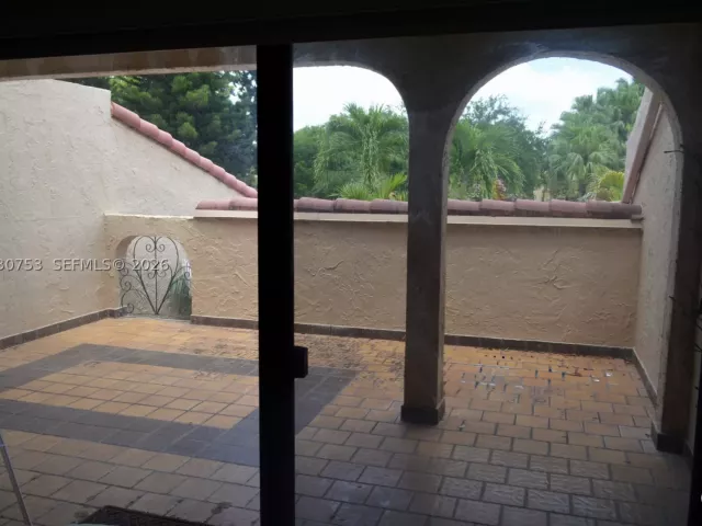 2-bedroom home for rent in Doral - 3932 Estepona Ave 7D5 - MondialRealty