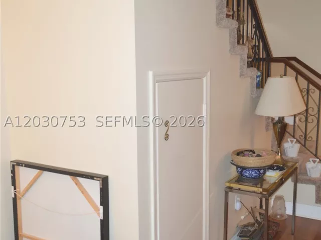 2-bedroom home for rent in Doral - 3932 Estepona Ave 7D5 - MondialRealty