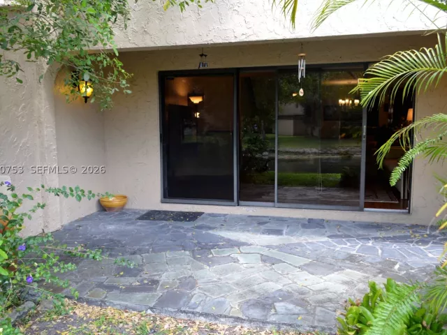 2-bedroom home for rent in Doral - 3932 Estepona Ave 7D5 - MondialRealty