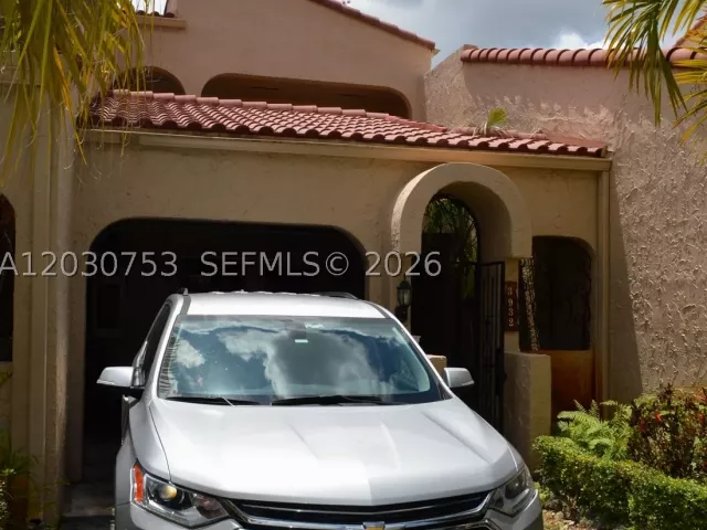 2-bedroom home for rent in Doral - 3932 Estepona Ave 7D5 - MondialRealty