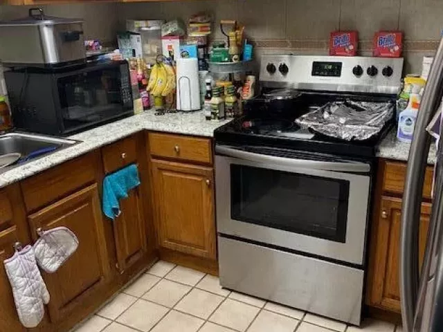 4-bedroom home for sale in Miami - 14291 Polk Street - MondialRealty