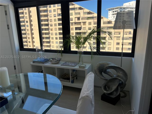 3-bedroom condo for rent in Key Biscayne - 201 Crandon Blvd 642 - MondialRealty