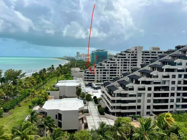3-bedroom condo for rent in Key Biscayne - 201 Crandon Blvd 642 - MondialRealty