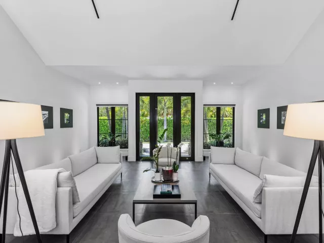 3-bedroom home for rent in Delray Beach - 1275 N Swinton Avenue - MondialRealty