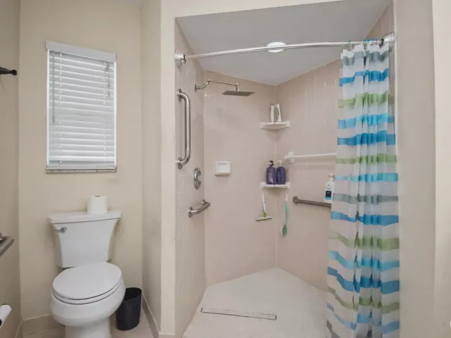 4-bedroom home for sale in Boca Raton - 7601 Martinique Boulevard - MondialRealty