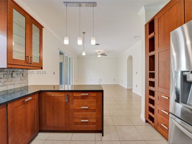4-bedroom home for rent in Pembroke Pines - 1958 NW 171st Ave - MondialRealty