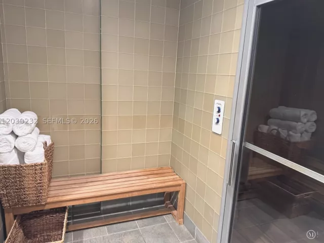 3-bedroom condo for sale in Bal Harbour - 10225 Collins Ave 503 - MondialRealty